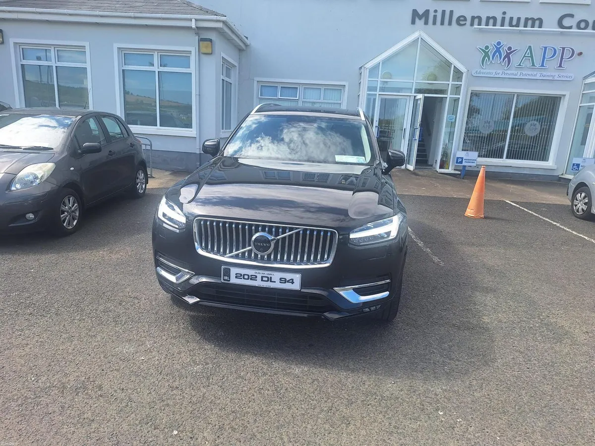 Volvo XC90 2020 - Image 2