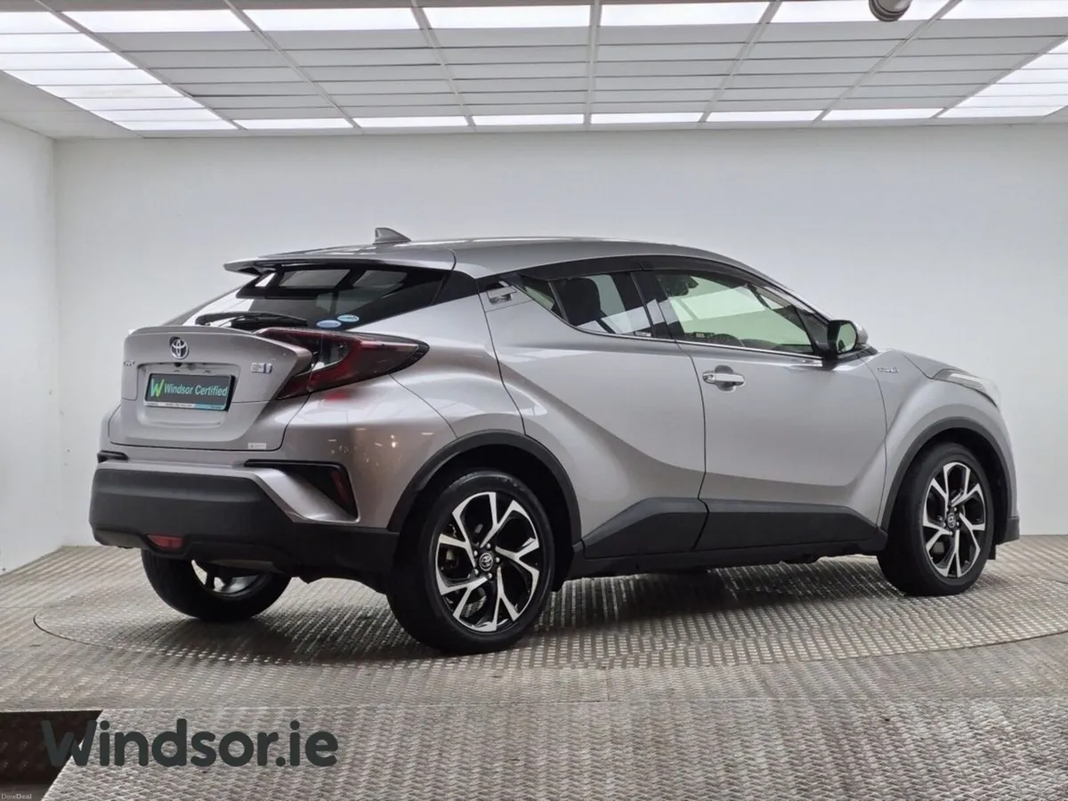 Toyota C-HR Hybrid  LED Edition model - Image 3