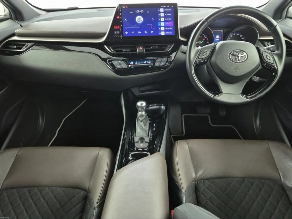 Toyota C-HR Hybrid  LED Edition model - Image 4