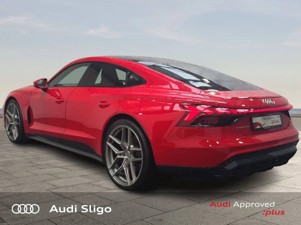Audi e-tron GT quattro 93.4 kWh 460bhp Huge Spec - - Image 5
