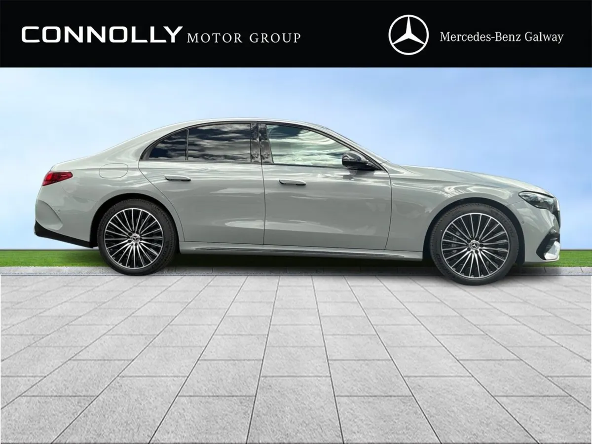 Mercedes-Benz E-Class E300de AMG Line - Image 4