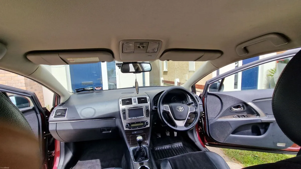 Toyota Avensis 2013 - Image 3