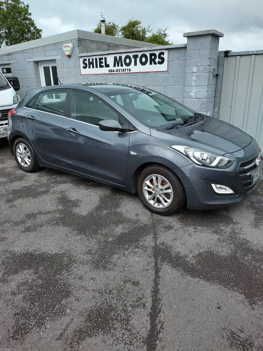 H I30 2016  DIESEL - Image 2