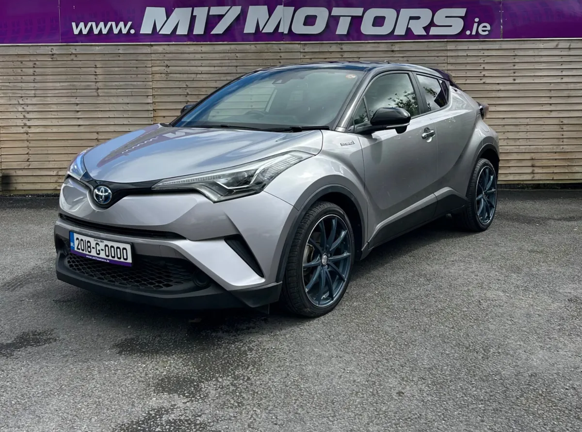 2018 Toyota C-HR, Auto Hybrid - Image 1