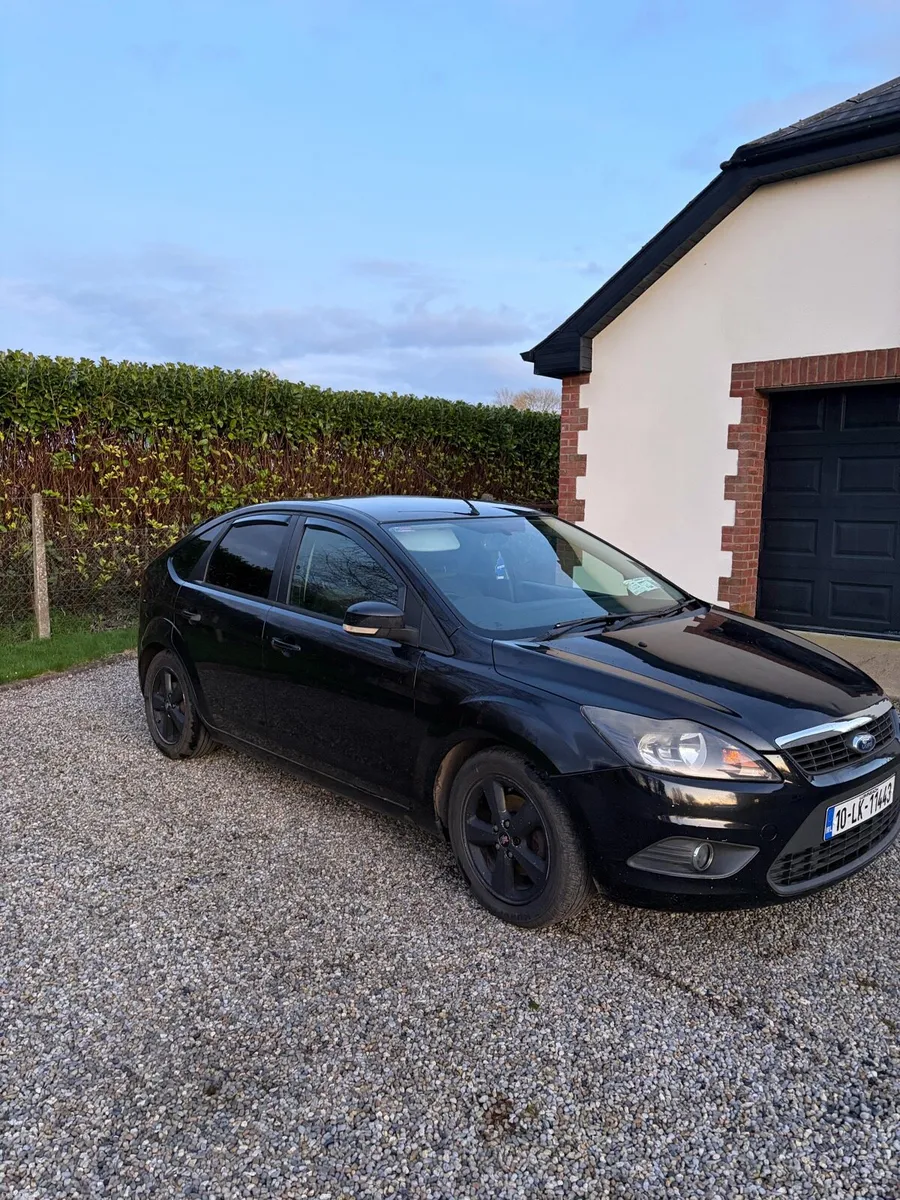 Ford Focus 2010 (1.6 Diesel) - Image 1