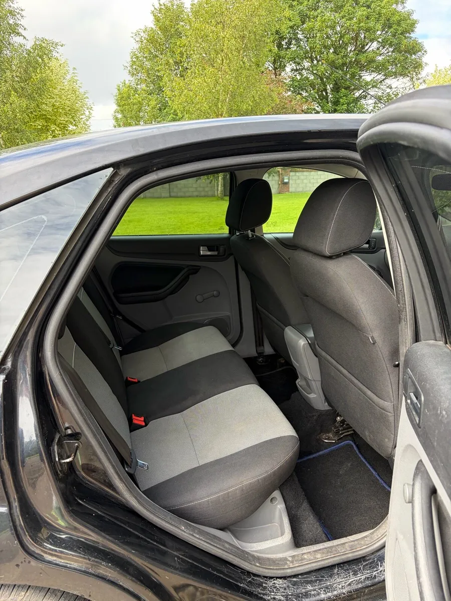Ford Focus 2010 (1.6 Diesel) - Image 3