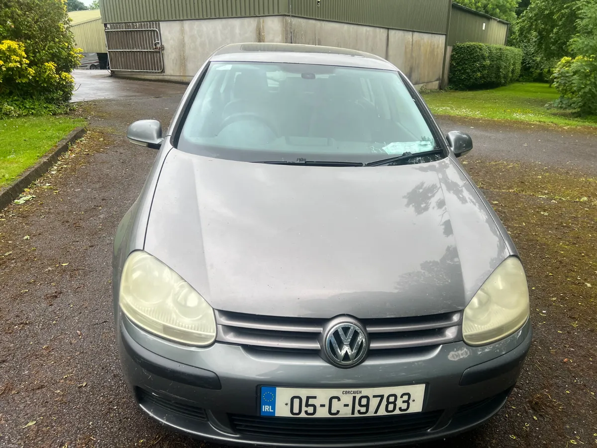 Volkswagen Golf 2005 - Image 2