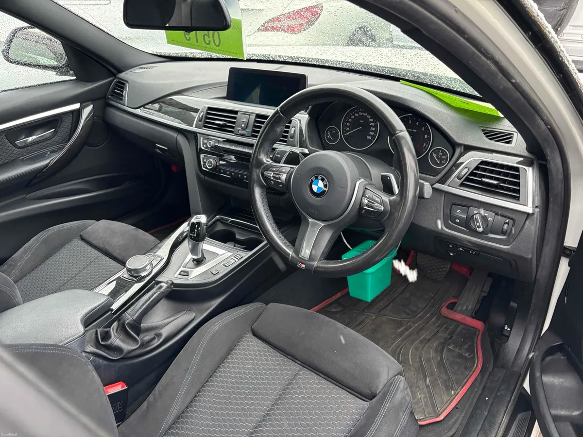 BMW 330E MSPORT AUTO 2018 - Image 4