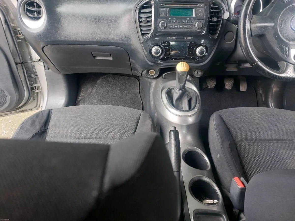2011 nissan Duke petrol nct 9/27 tax 7/26 - Image 4