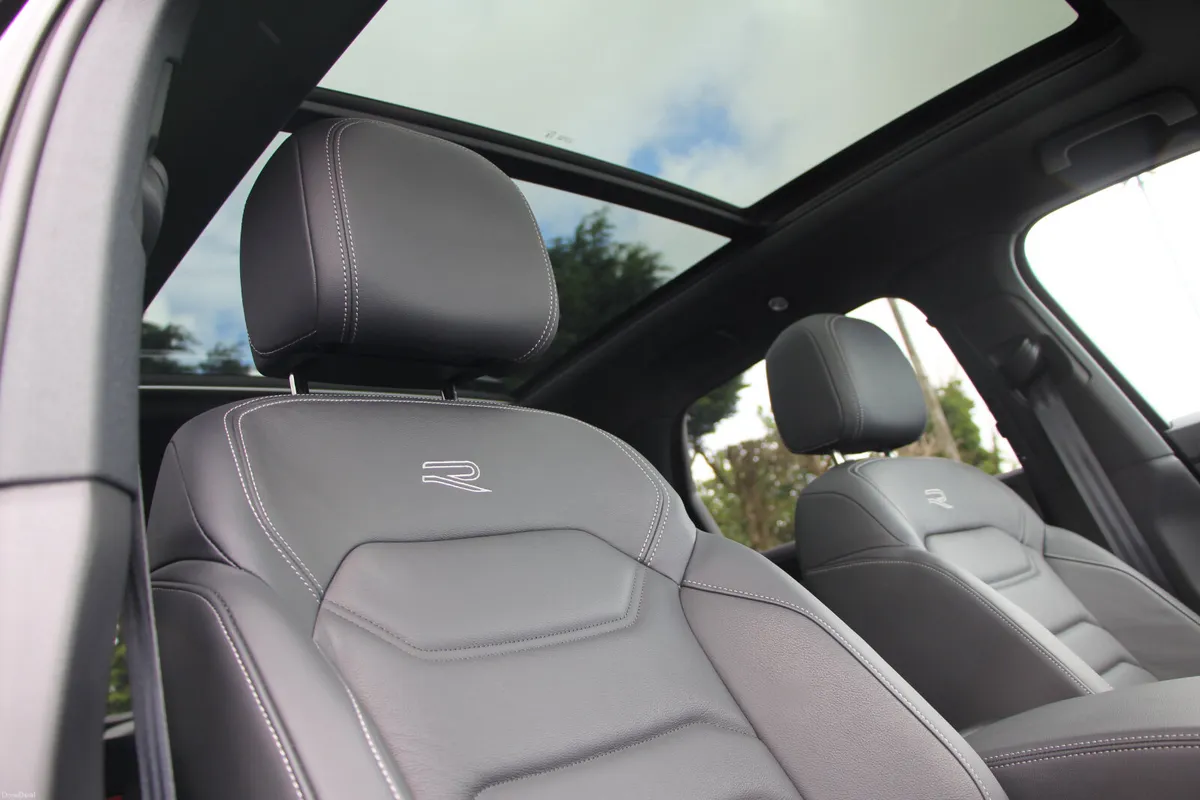 Touareg R Line Black Edition 286 Bhp 2 Seat Com - Image 3