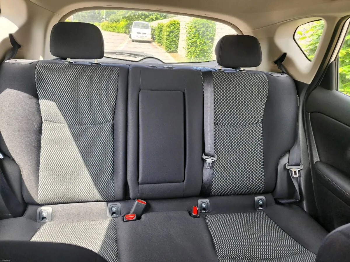 Nissan Pulsar 2016 Automatic Petrol(Urgent Sale) - Image 3