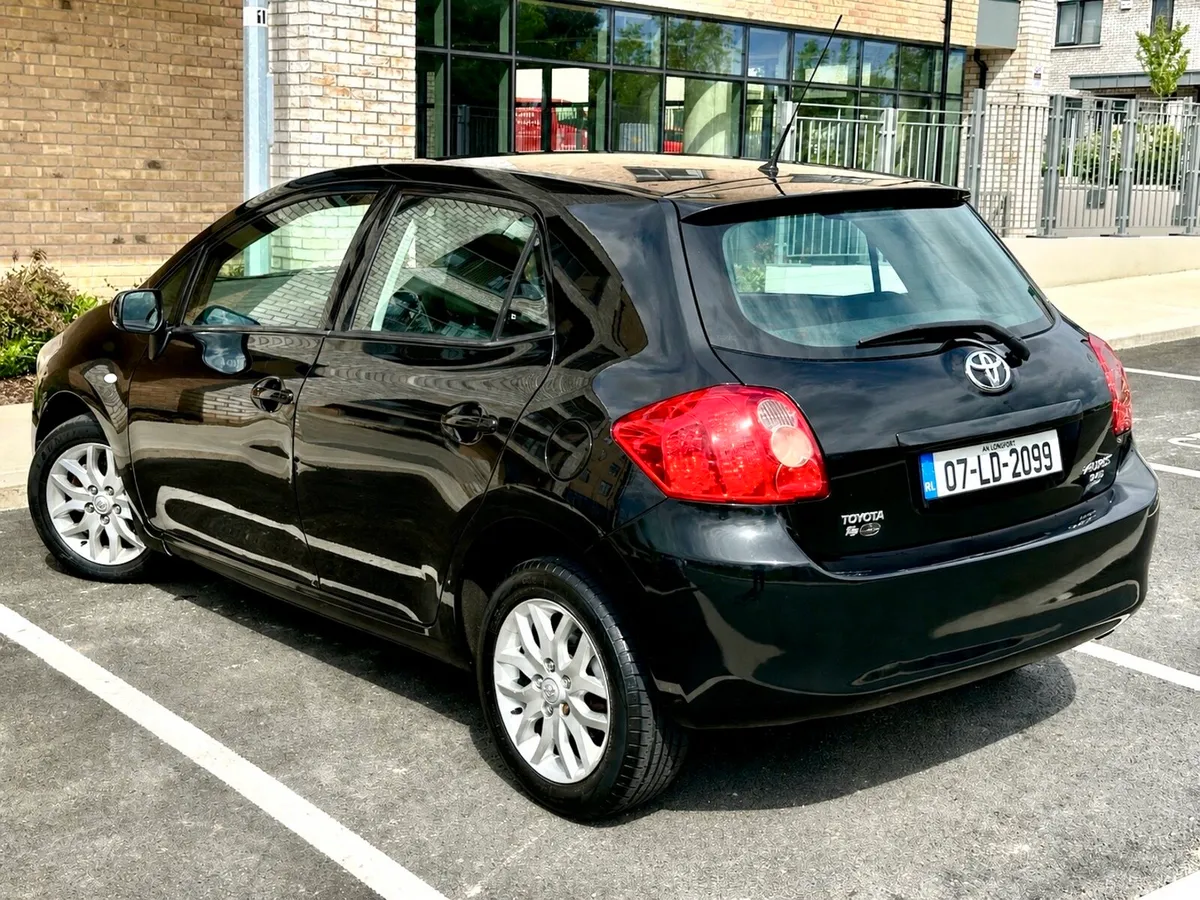 Toyota Auris 1.4 Diesel - Image 4