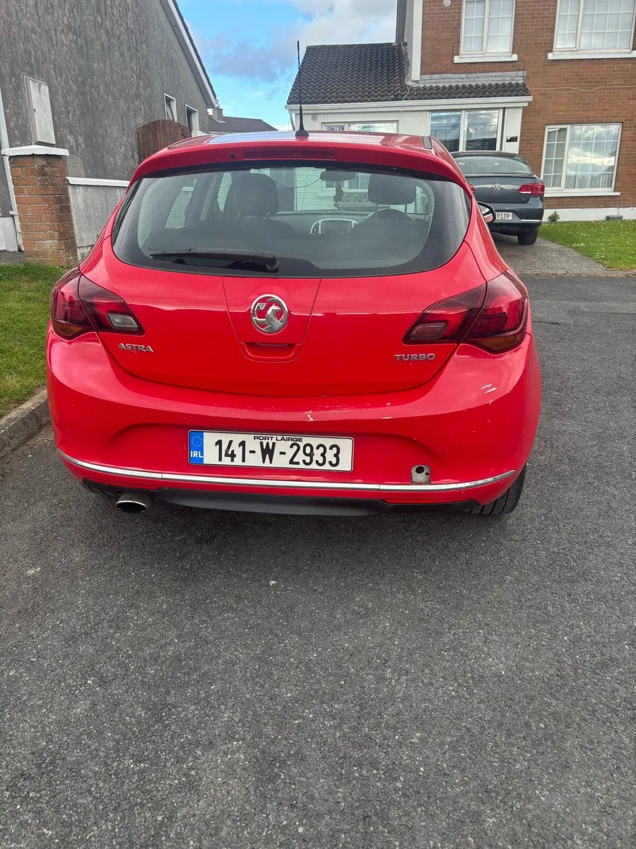 Car - Image 3