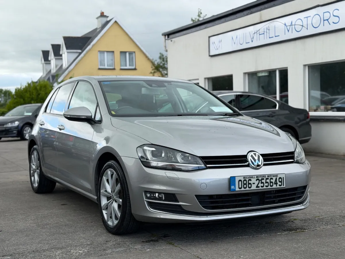 Volkswagen Golf LOW MILEAGE Automatic - Image 3