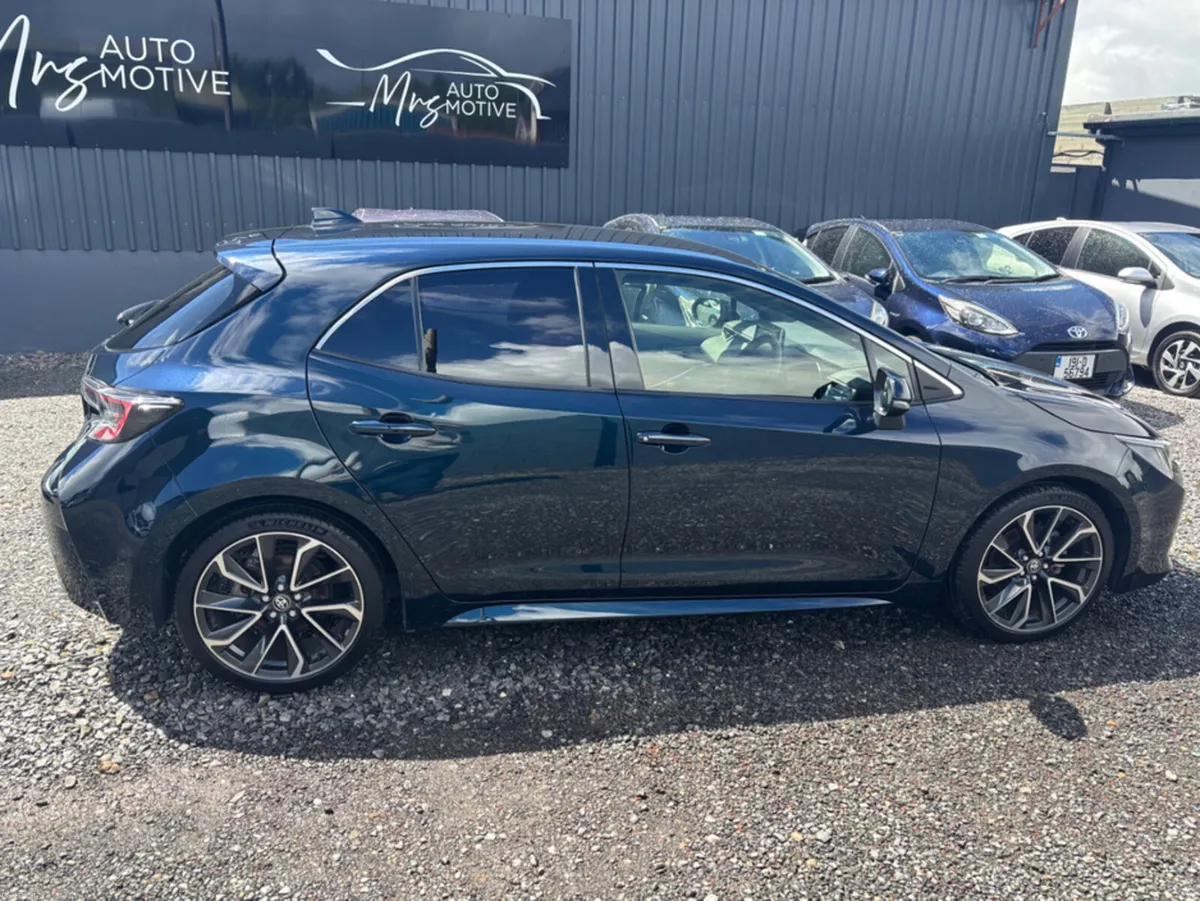 Toyota Corolla SPORT 1.8 ZWE211H - Image 2