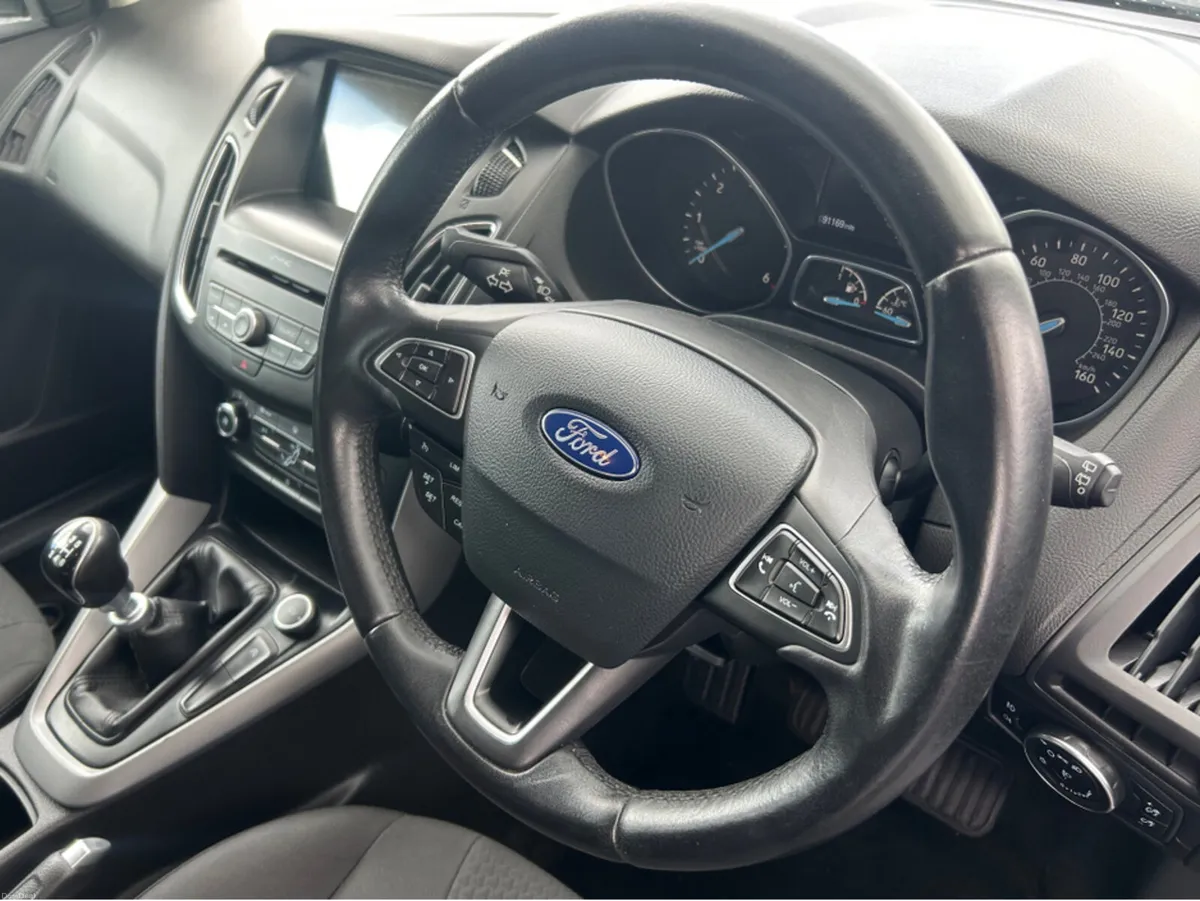 Ford Focus ZETEC EDITION TDCI - Image 4