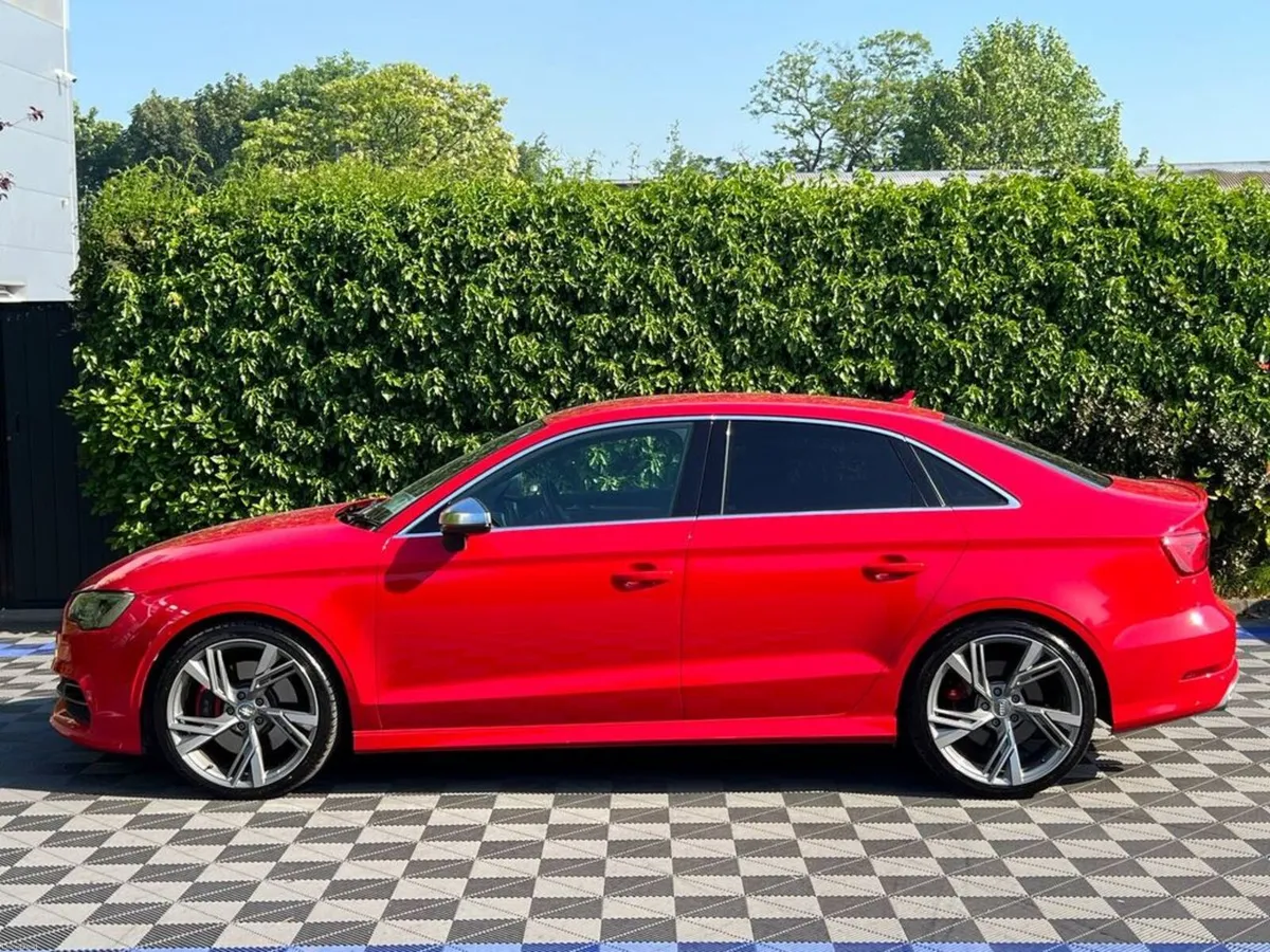 Audi S3 QUATTRO 2.0 TFSI AUTO // BANG & OLUFSEN SO - Image 3