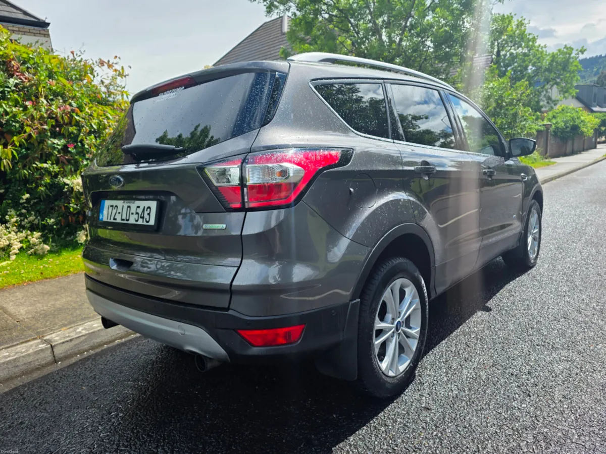 Ford Kuga 4WD T Titanium AWD 182PS 5DR Auto - Image 3