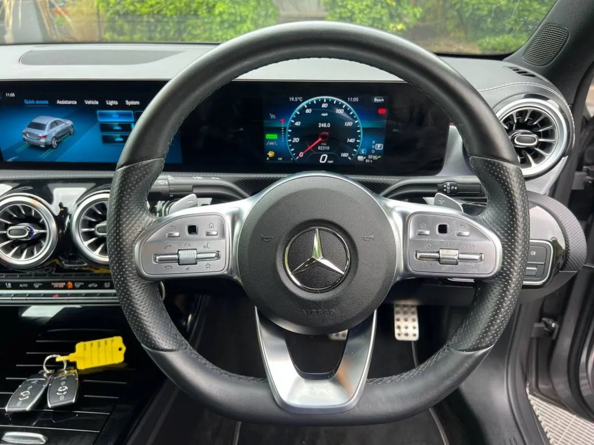 Mercedes-Benz A-Class A250E AMG-LINE EXECUTIVE 1.3 - Image 4