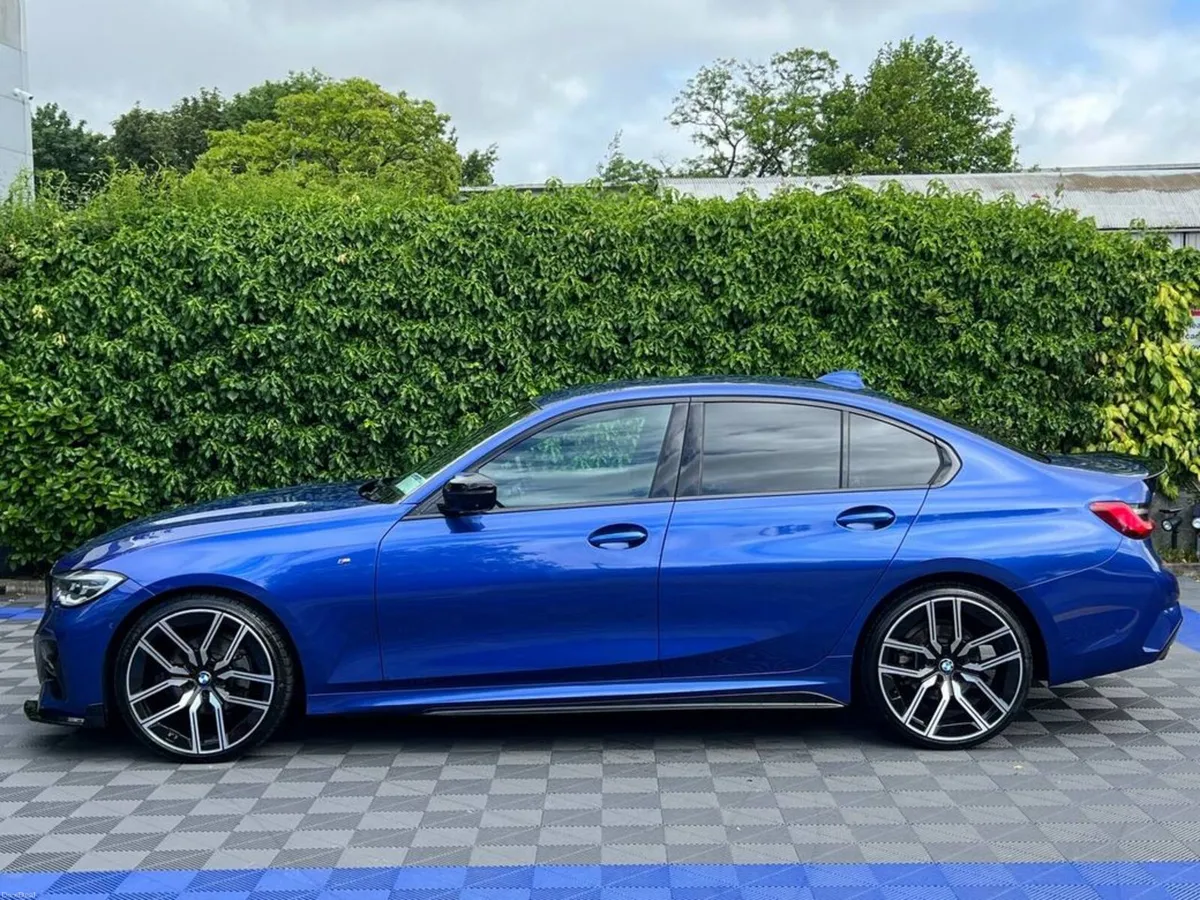 BMW 3-Series 320d XDRIVE M-SPORT COMPETITION AUTO - Image 3