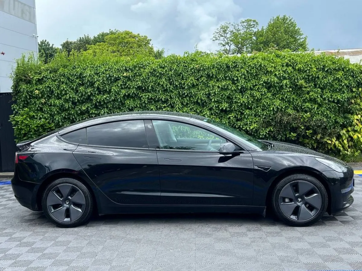 Tesla Model 3 LONG RANGE 78.8KWH // PAN ROOF // AU - Image 3