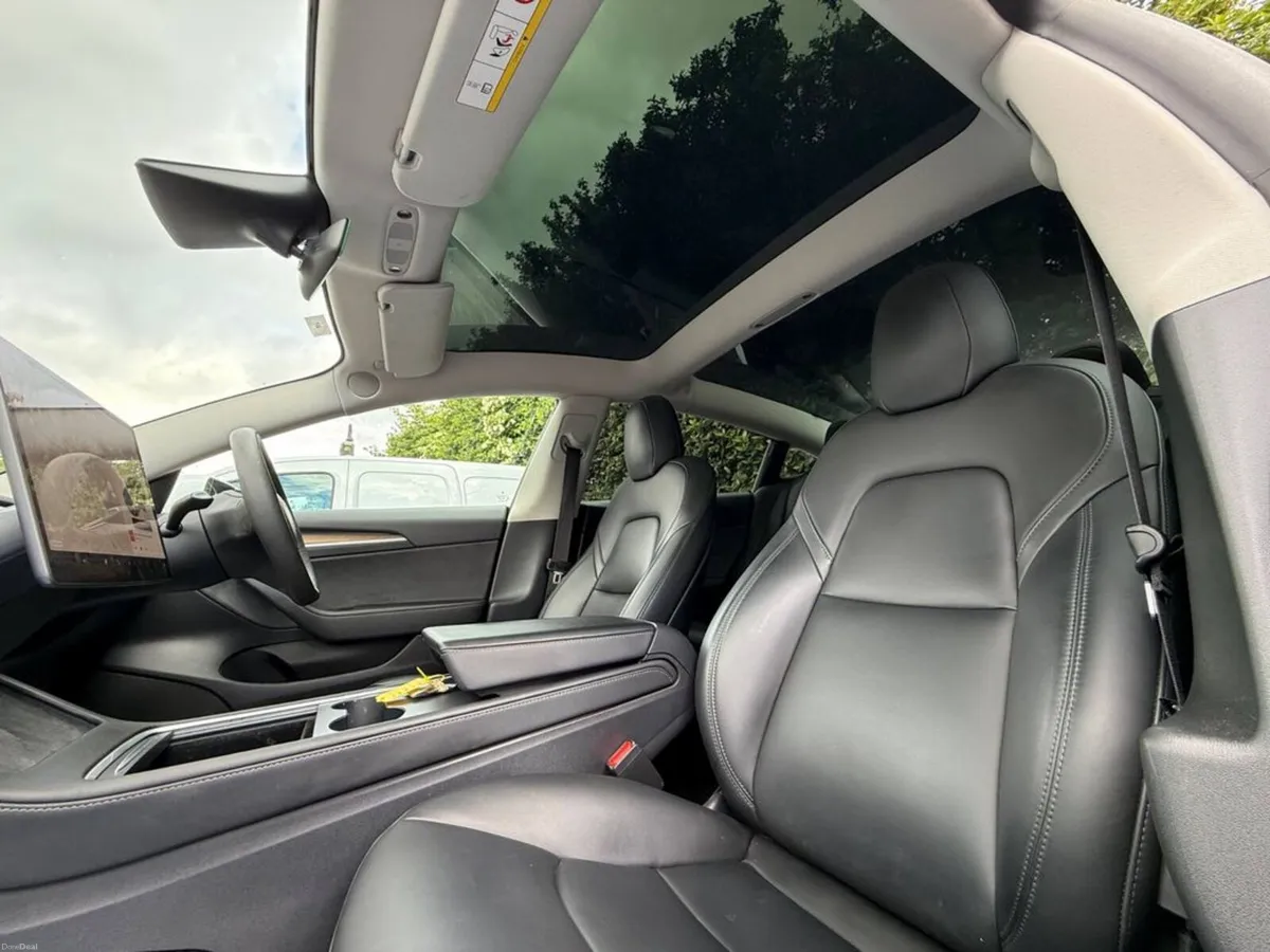 Tesla Model 3 LONG RANGE 78.8KWH // ADAPTIVE CRUIS - Image 2