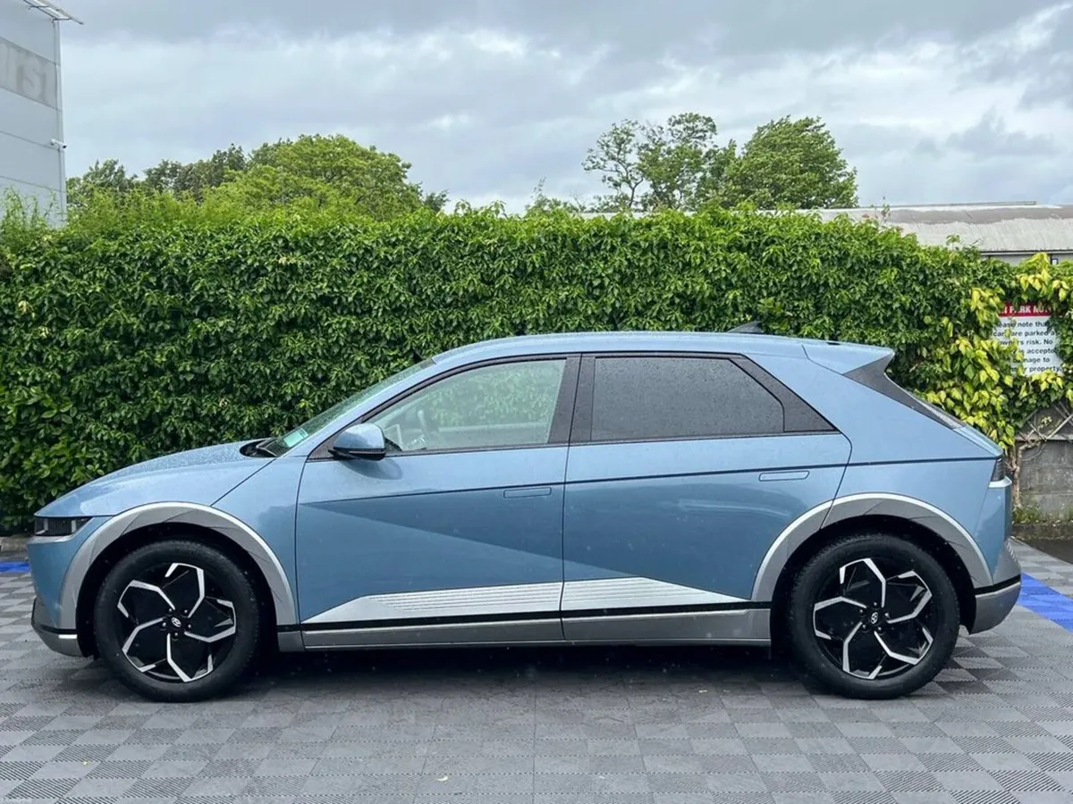 Hyundai IONIQ 5 ULTIMATE 77KWH // VERY LOW MILEAGE - Image 3