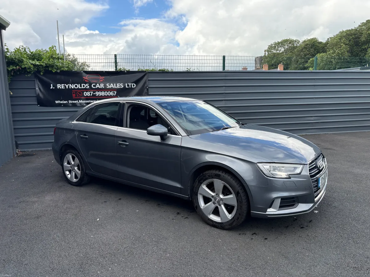 Audi A3 sport line saloon 1.6 TDI - Image 4