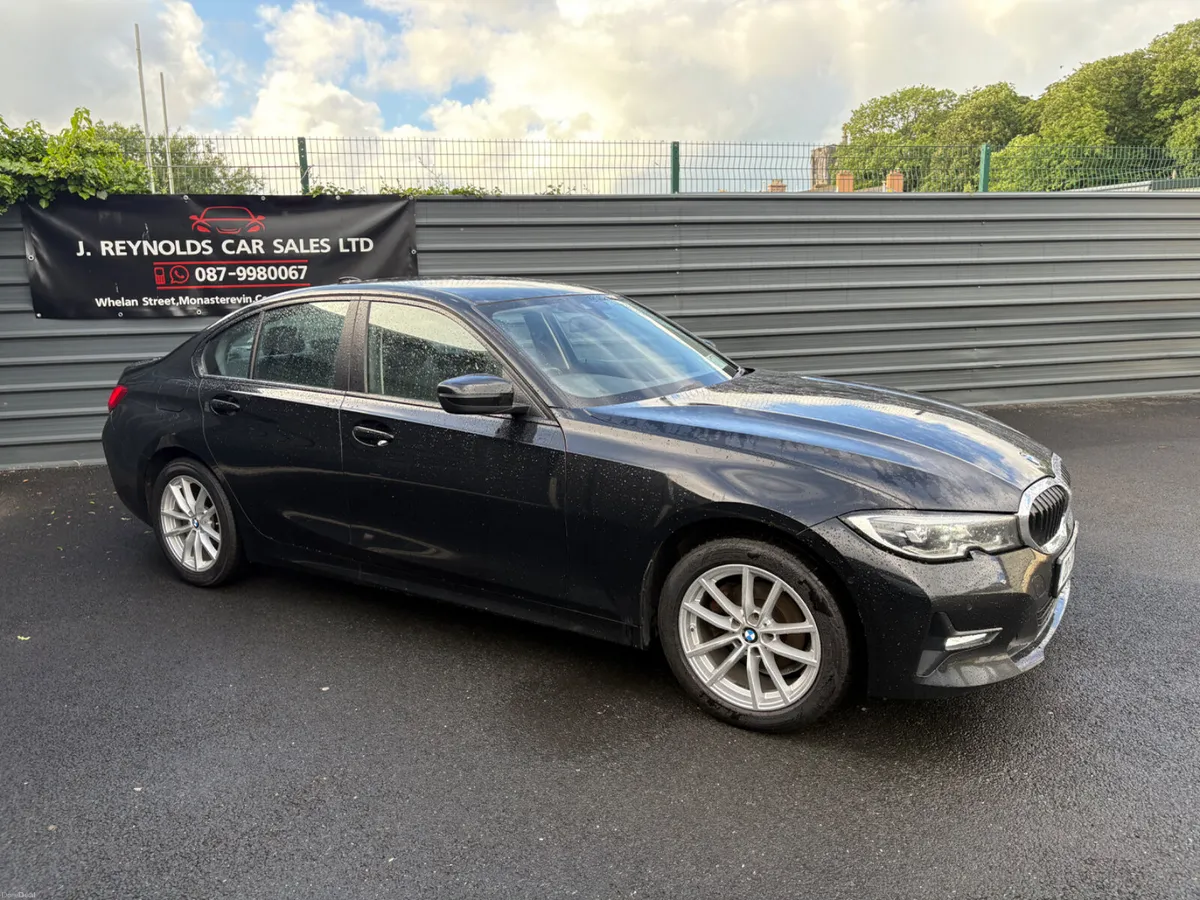 BMW 318D  2020 - Image 4