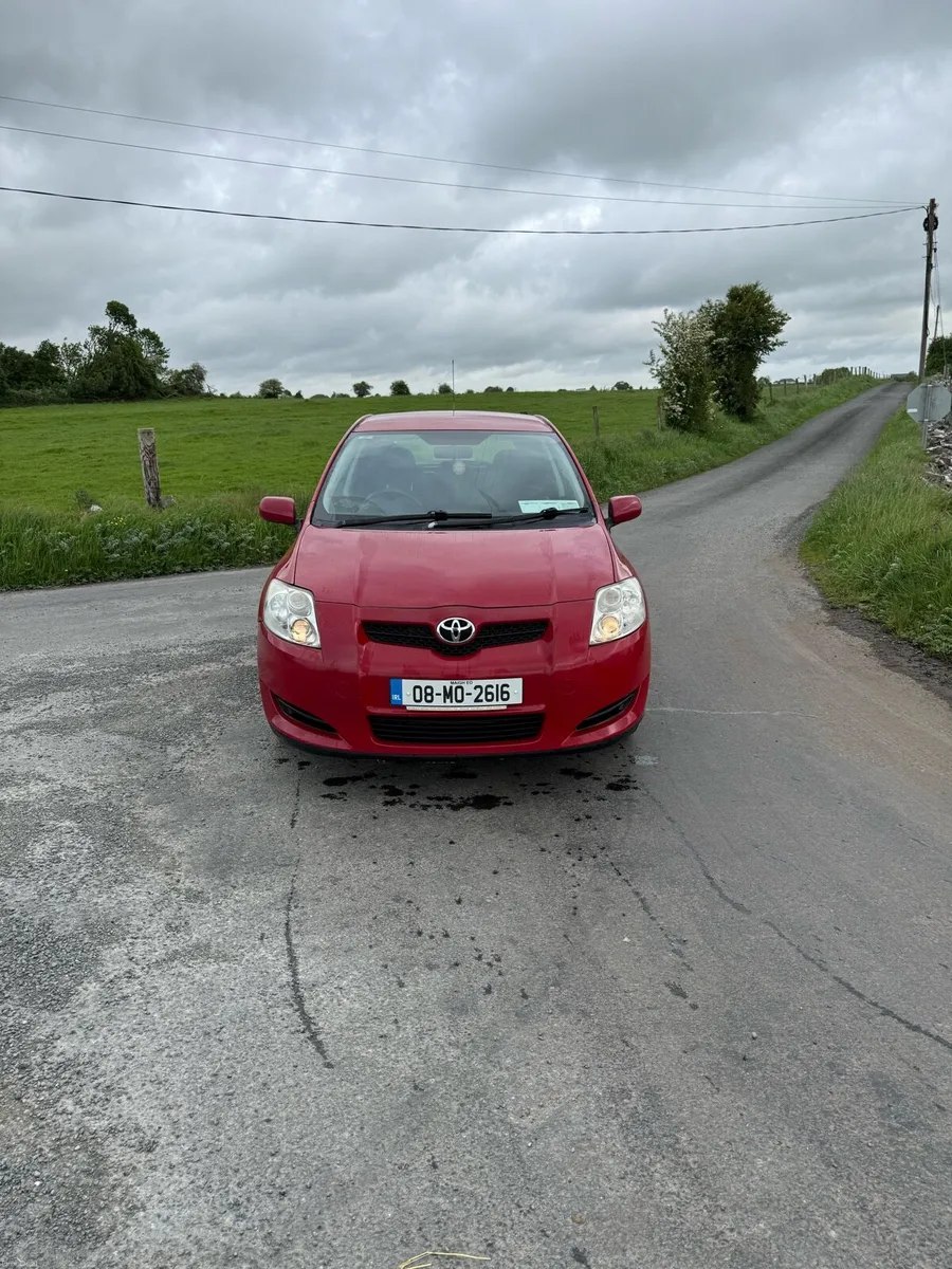 Toyota auris - Image 2