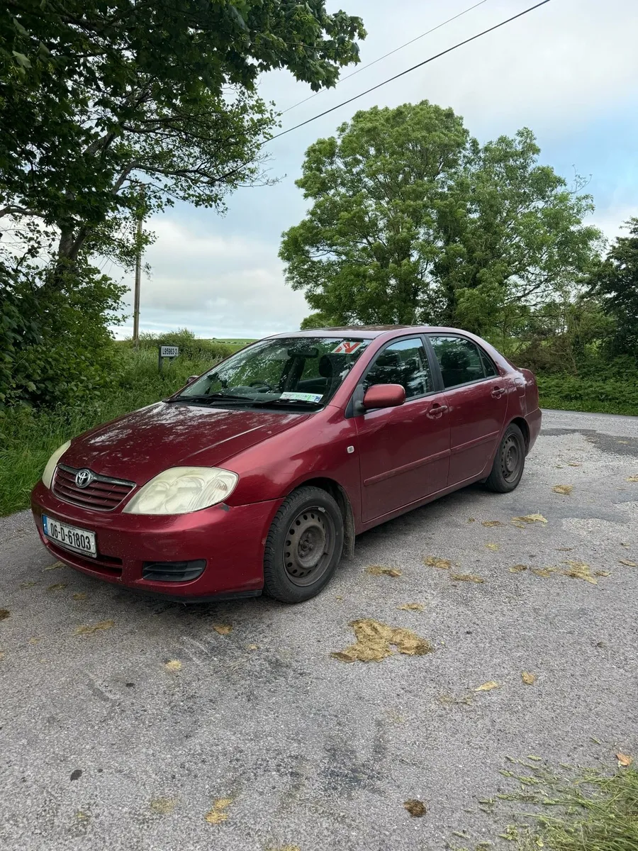 Toyota Corolla - Image 2