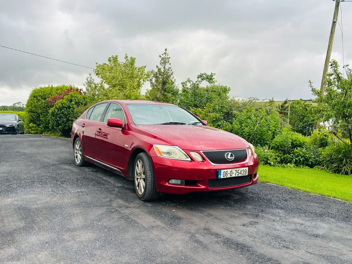 Lexus GS300 - Image 1