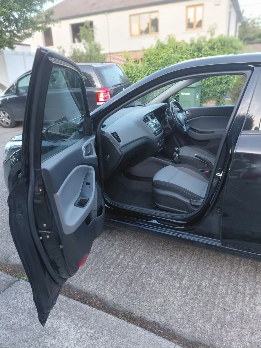 Hyundai i20 2018 - Image 4