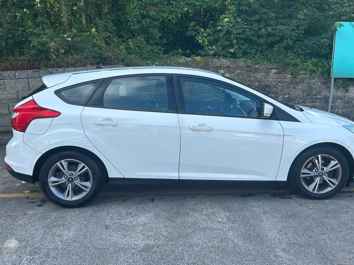 Ford Focus 2014 - Image 3