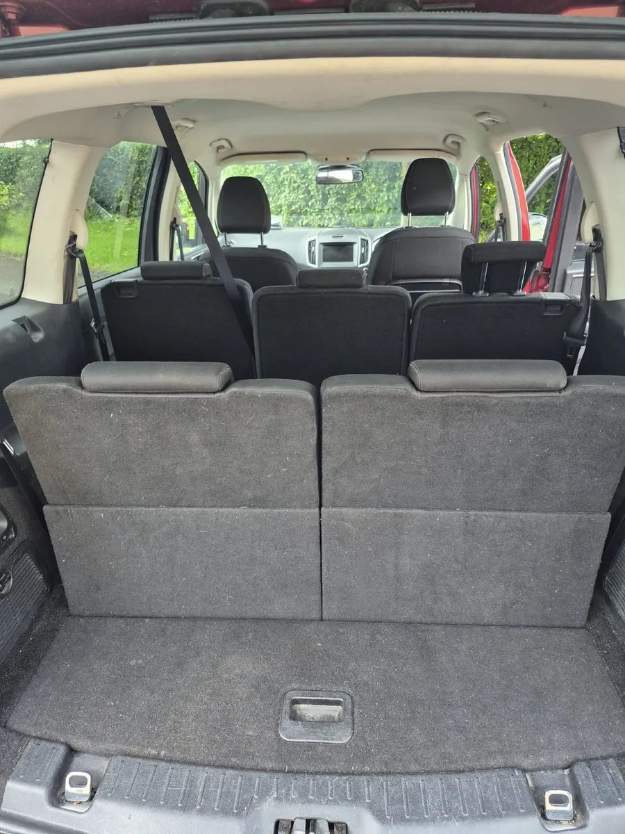 Ford Galaxy 2019 - Image 4