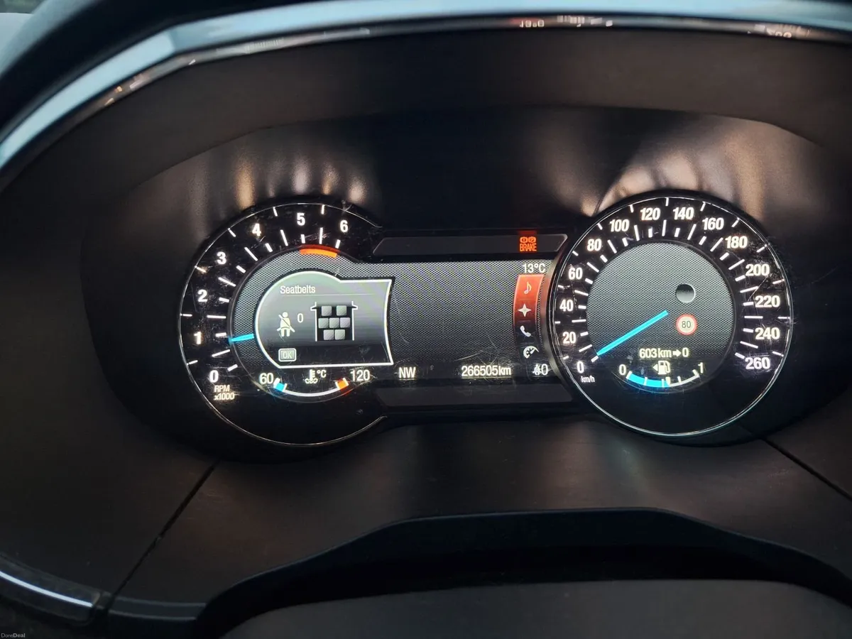 Ford Galaxy 2019 - Image 5