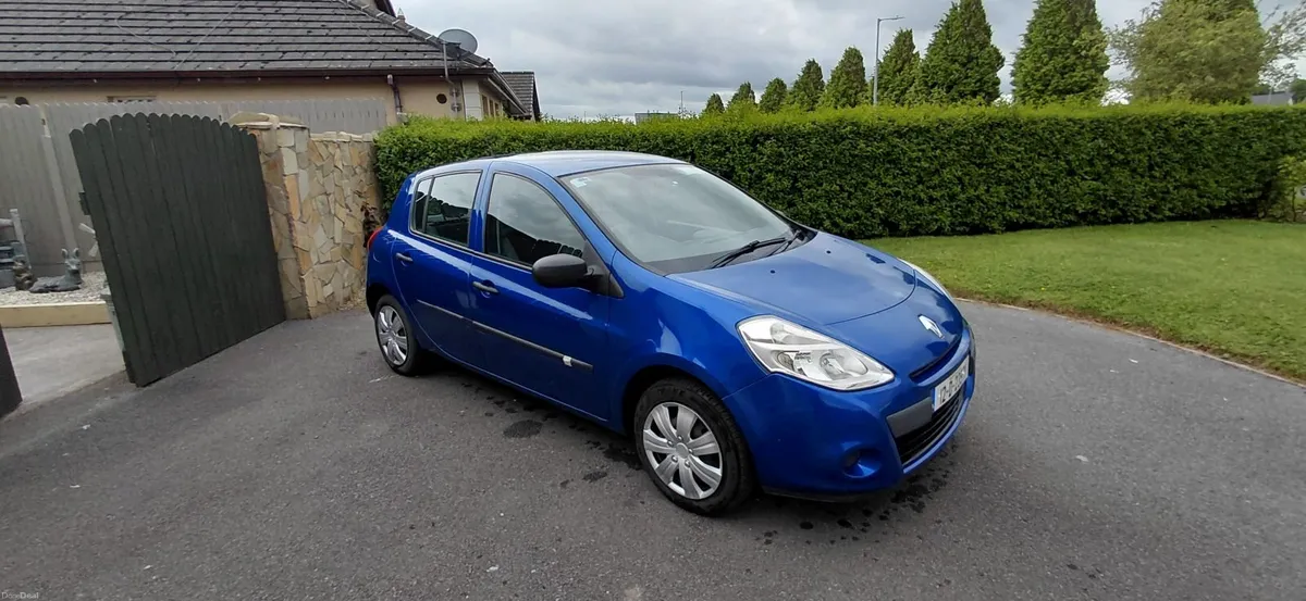 Renault Clio 2012 - Image 1