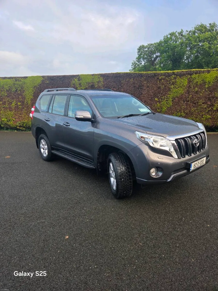 Land cruiser - Image 1