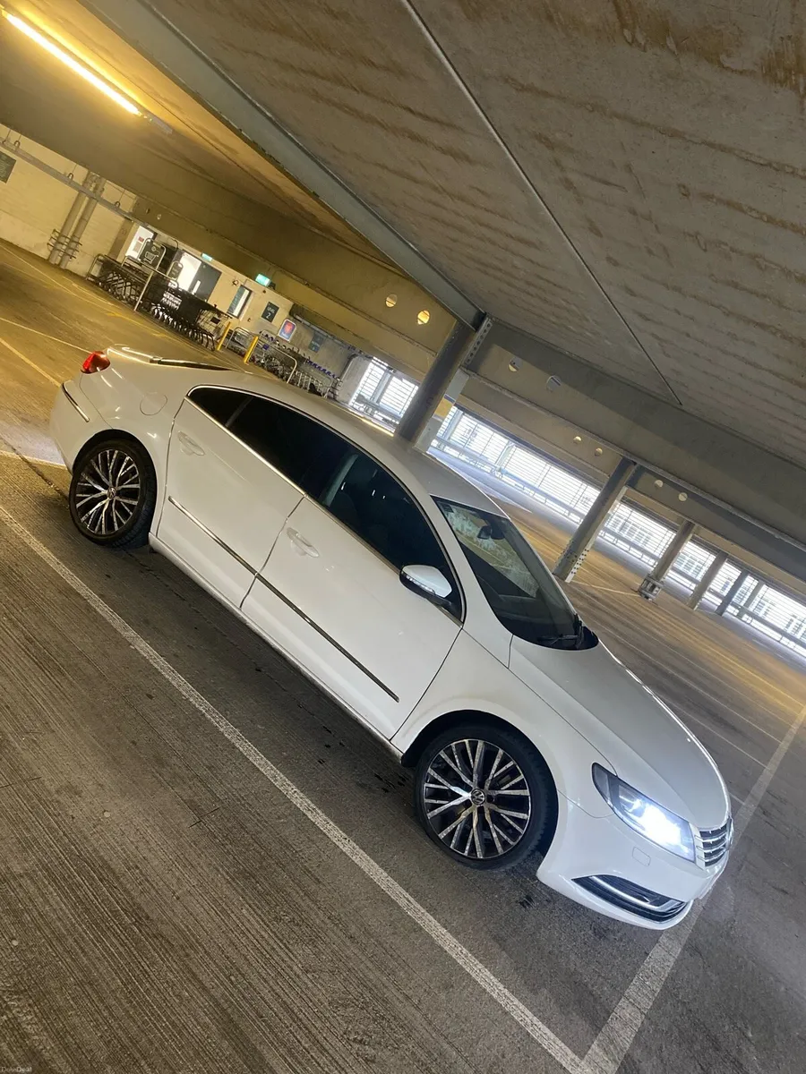 WHITE VOLKSWAGEN CC 2.0 BLUEMOTION 140 HP - Image 4