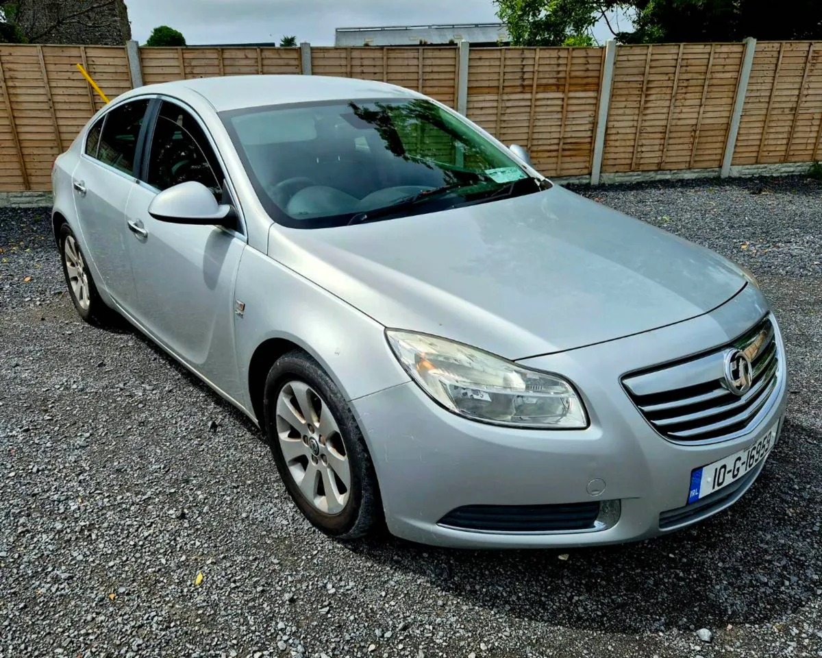 2010 VAUXHALL INSIGNIA - Image 1