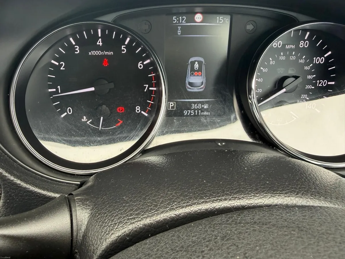 Nissan Qashqai 2015 - Image 2