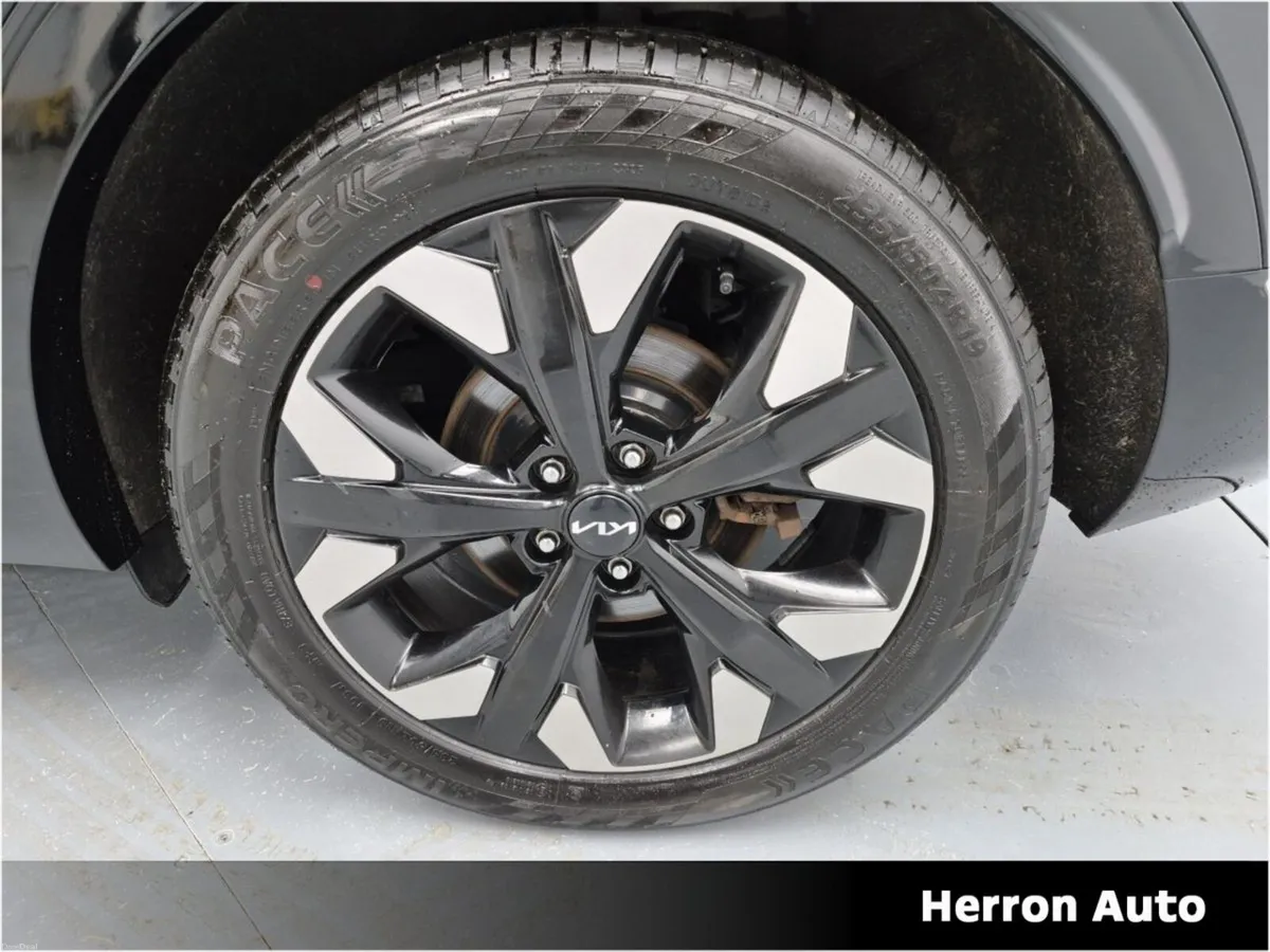 Kia Sportage K4 TOP SPEC | PHEV 4X4 HYBRID - Image 4