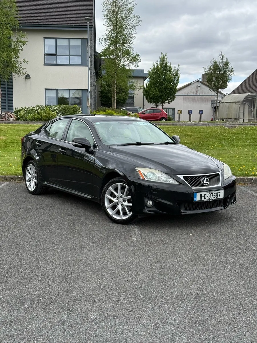 Lexus IS200d MC2 Executive Top Spec - Image 1