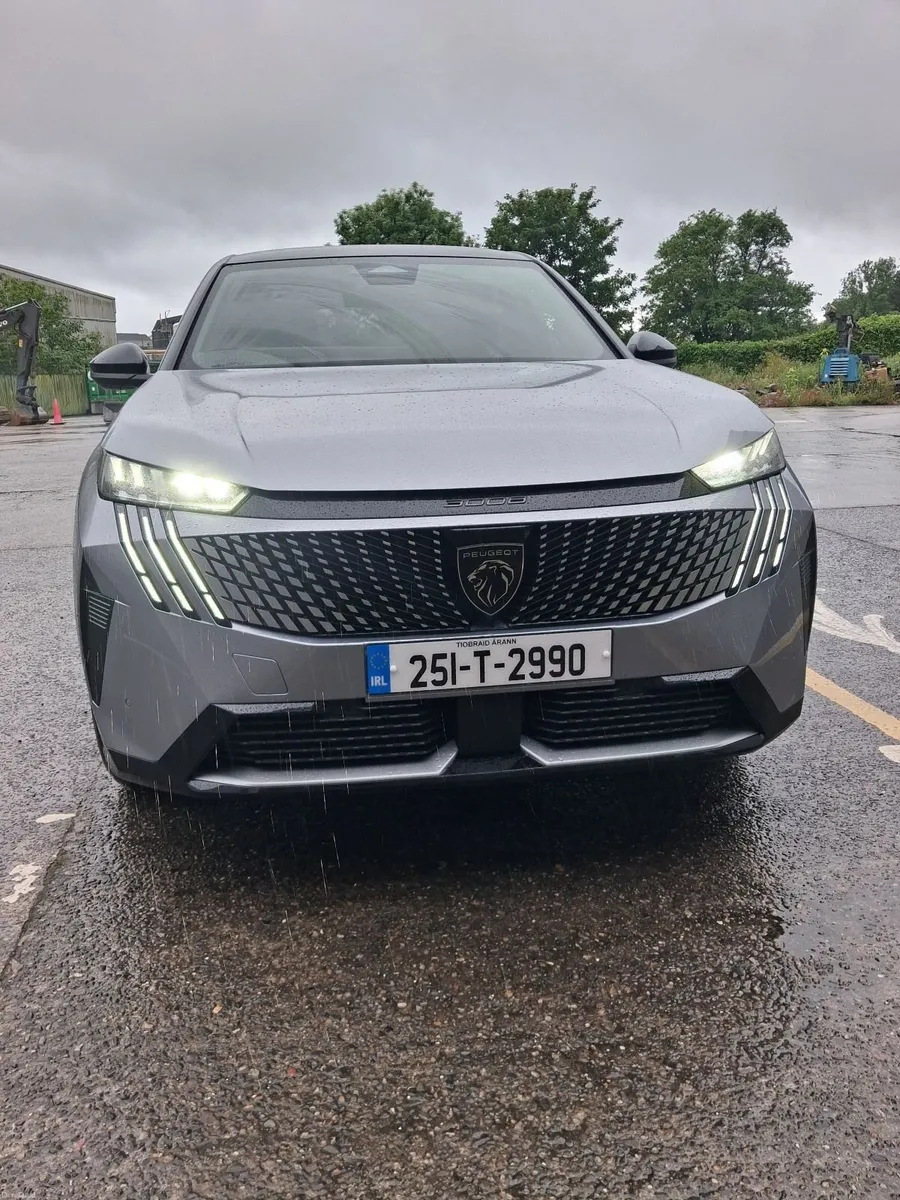 Peugeot 3008 GT EV - Image 3