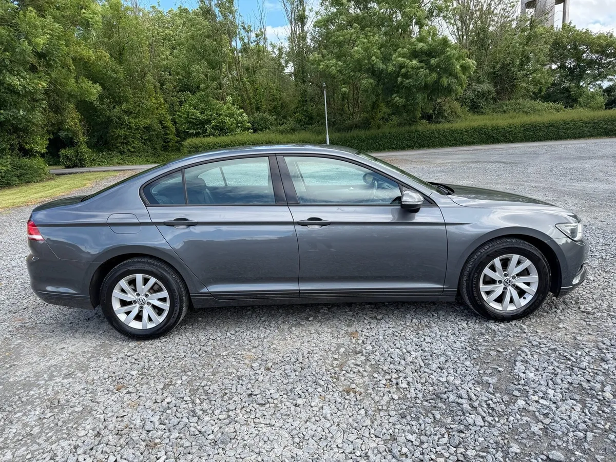 Volkswagen Passat TL1.6TDI 120HP - Image 2