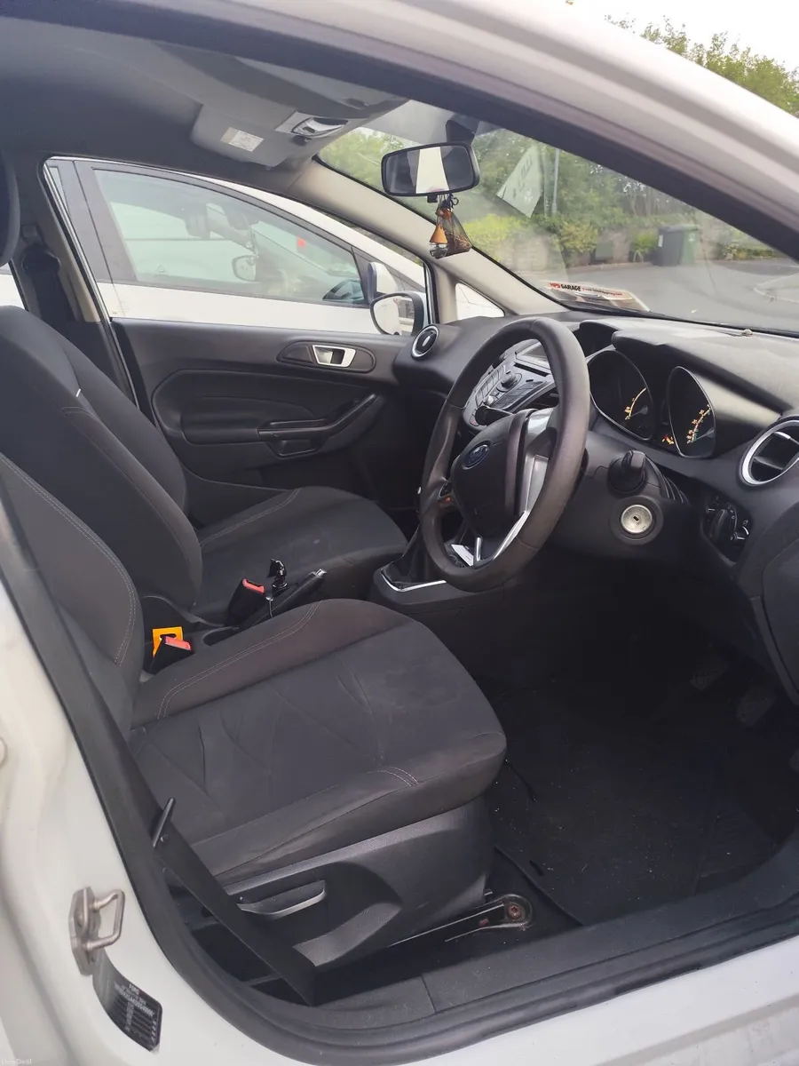 Ford Fiesta 2014 - Image 4