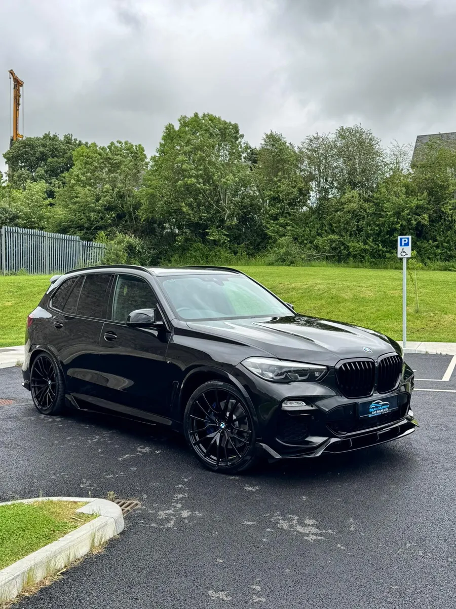 BMW X5 2021 - Image 1