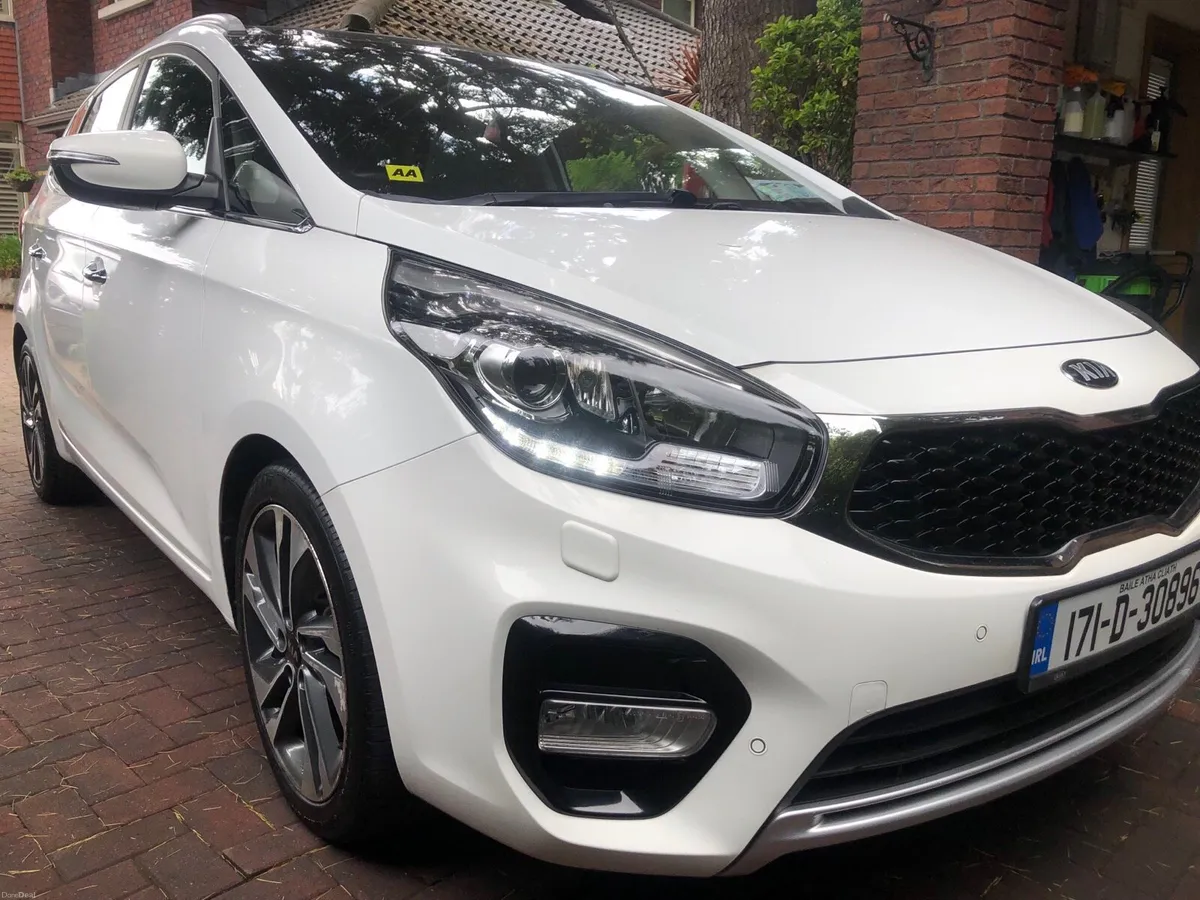 KIA Carens GSE 1.7 7seater - Image 3