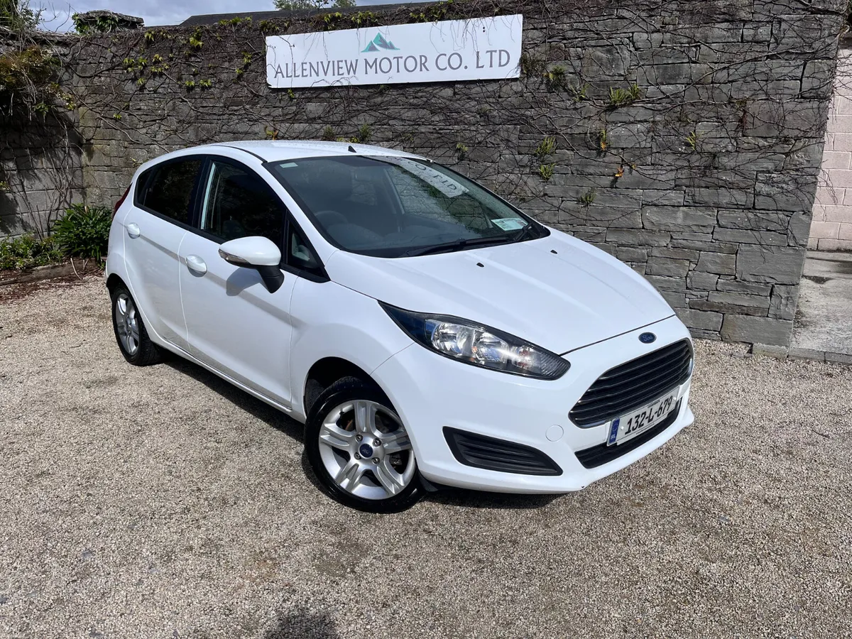 2013 Ford Fiesta Style 1.25 Petrol 5Dr HBack - Image 2
