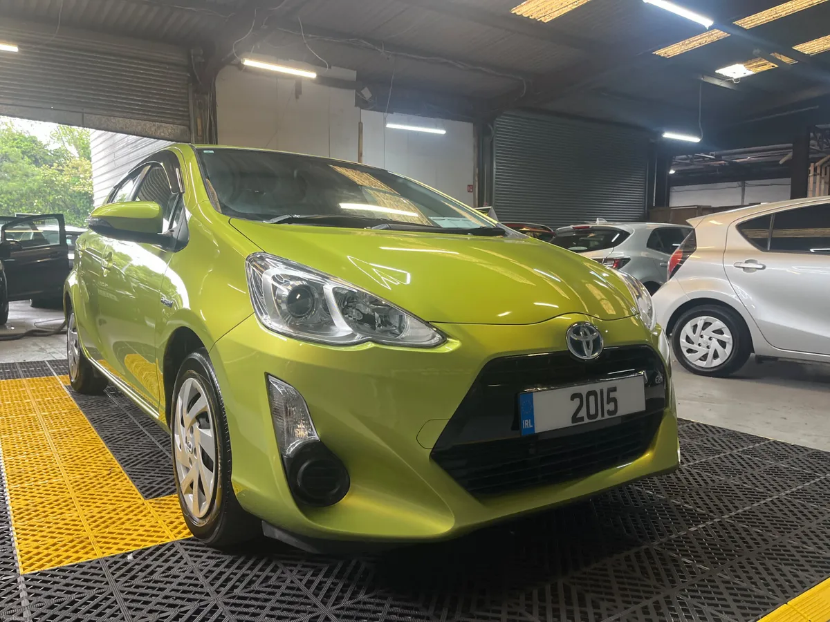 Toyota Aqua 2015 low mileage - Image 1